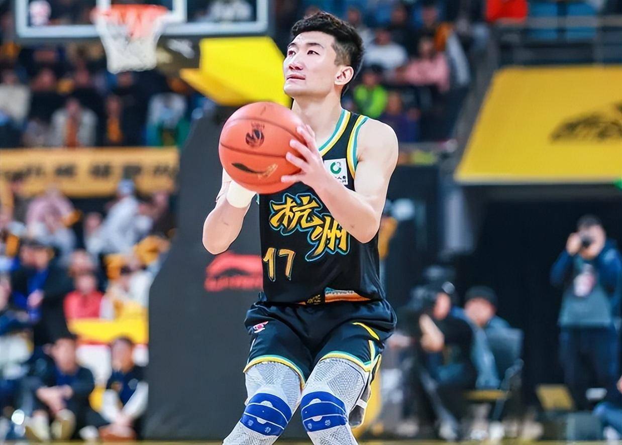 开云APP-四川男篮士气高昂，轻松击败湖南队