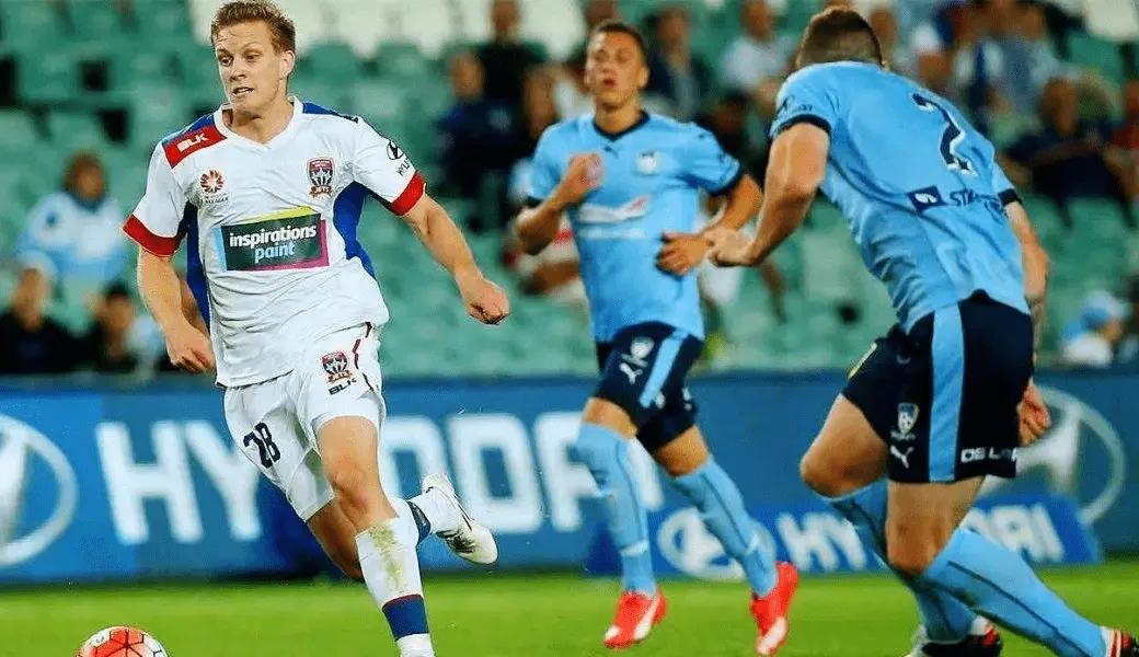 关于澳大利亚队员状态正佳,力争冠军的信息 关于澳大利亚队员状态正佳,力争冠军的信息