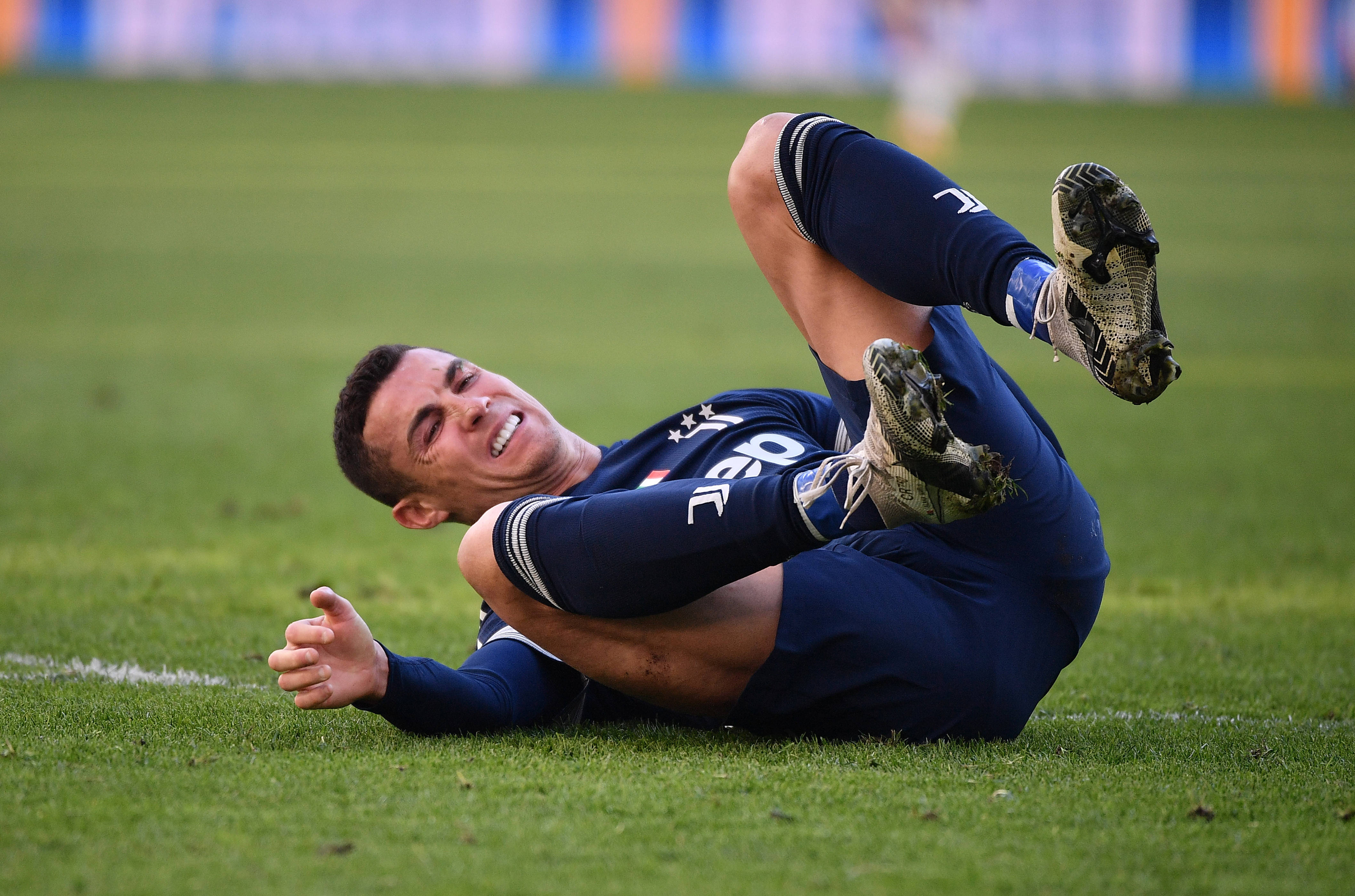 突尼斯客场赢球,小组赛积分攀升 突尼斯客场赢球,小组赛积分攀升