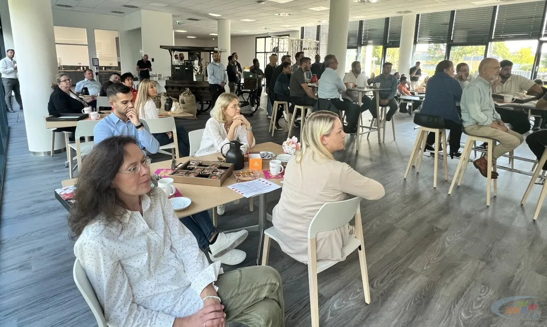 关于科隆主教练赞扬球员团结为实现胜利共同努力的信息 关于科隆主教练赞扬球员团结为实现胜利共同努力的信息