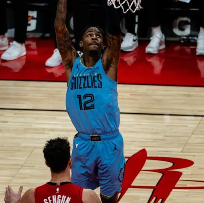 灰熊主力中锋若十字韧带或将报销整个赛季的简单介绍