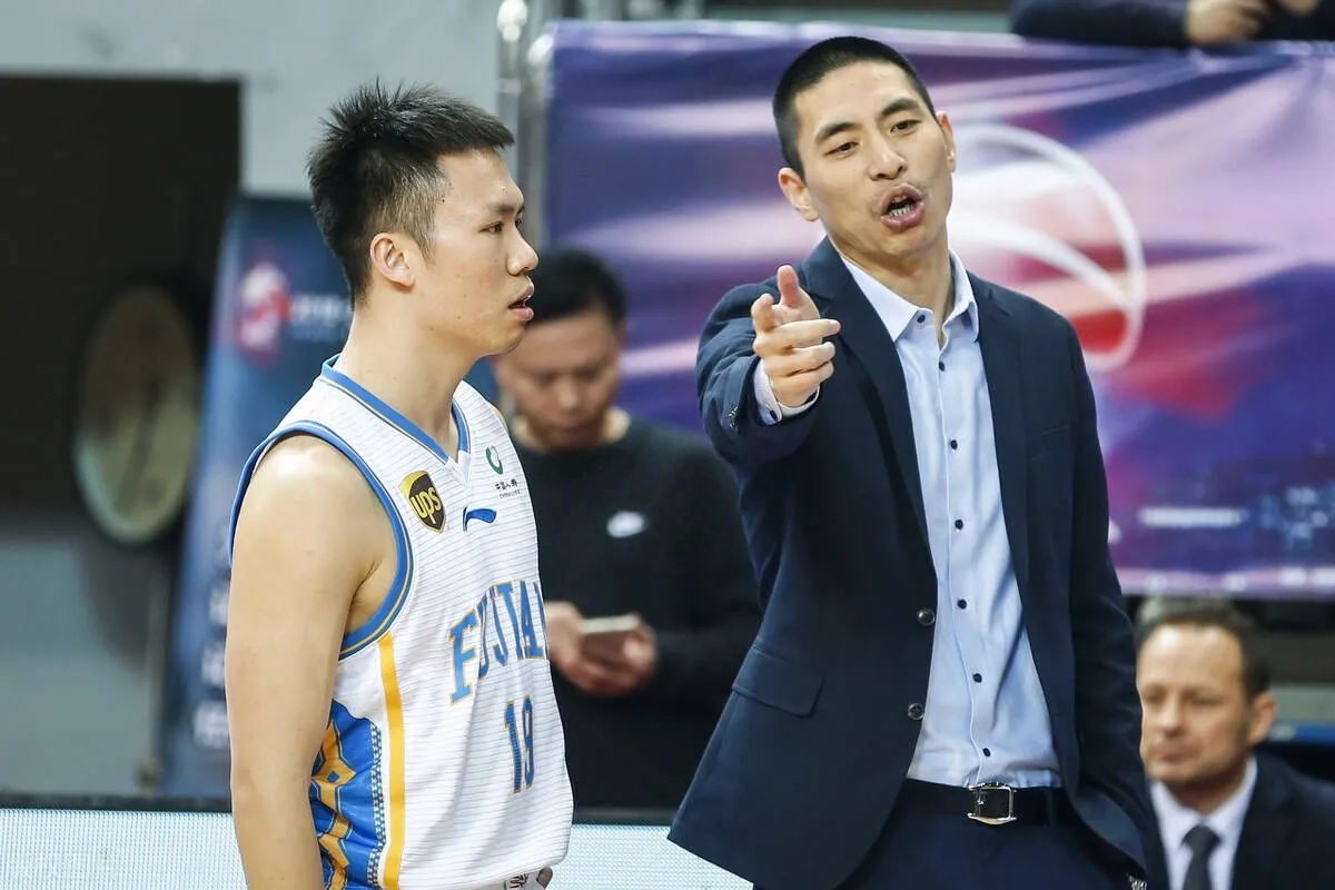 福建男篮取得连胜，努力追逐季后赛资格的简单介绍