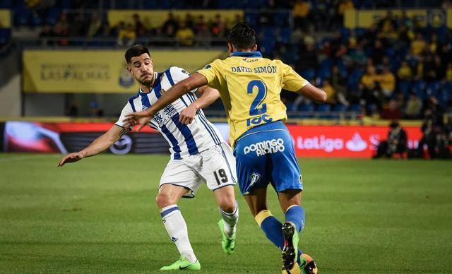 包含拉斯帕尔玛斯不败收官，实力受认可的词条