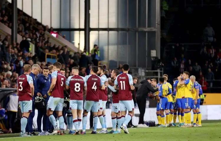 比利瓦诺瓦队踢平比分,艰难保级 比利瓦诺瓦队踢平比分,艰难保级