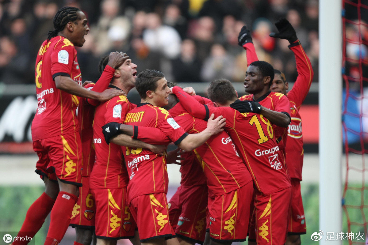 包含俄罗斯主场大胜塞浦路斯，晋级希望高涨的词条