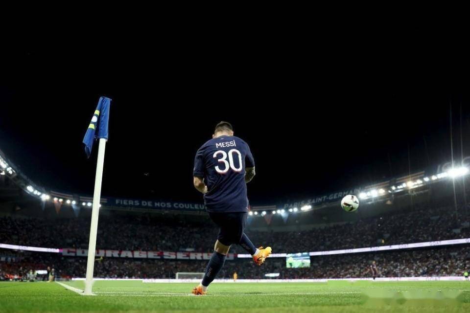 开云体育app-克莱蒙主场逆转战胜，豪取联赛胜利