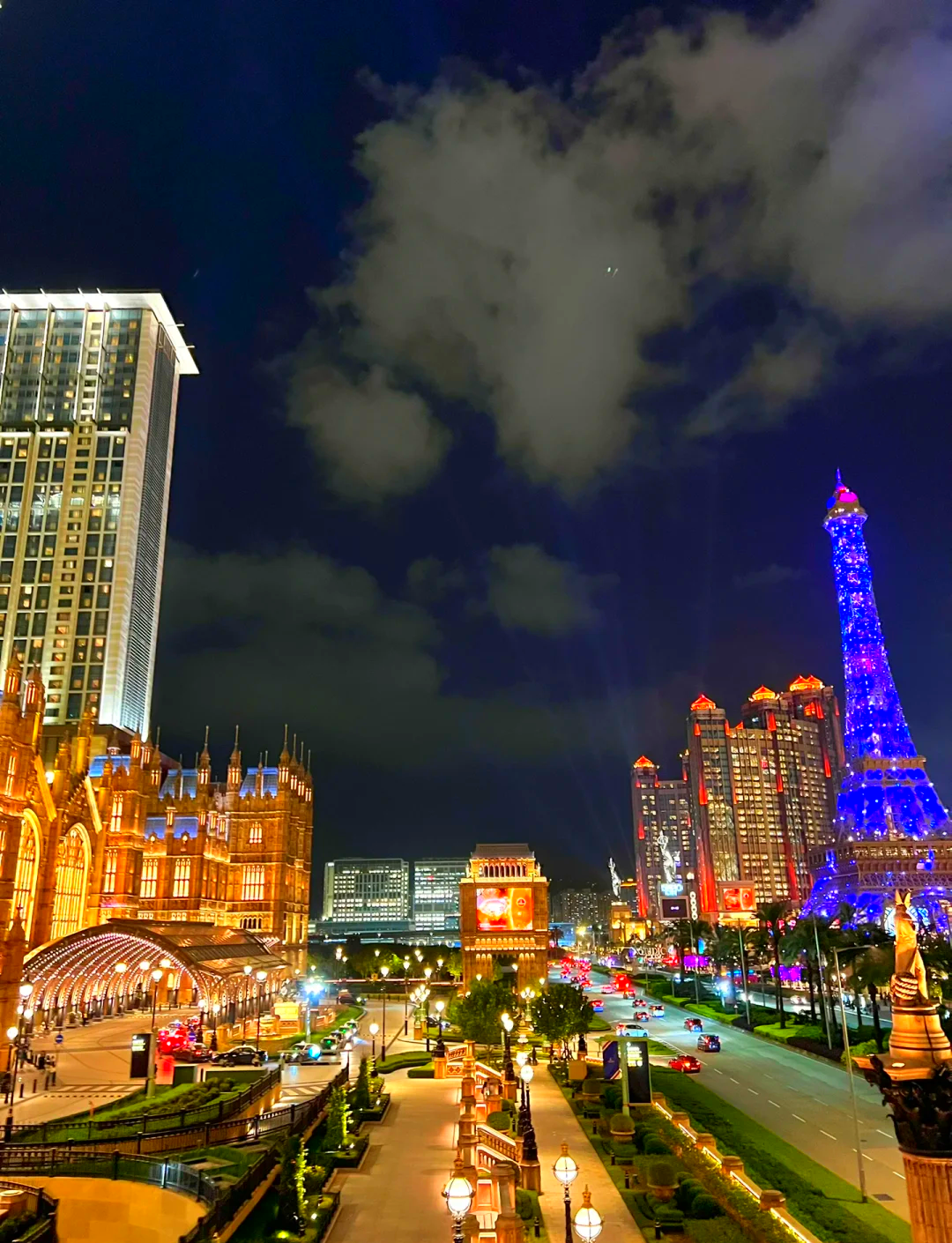 澳门城市灯火辉煌,团队合作赢得胜利 澳门城市灯火辉煌,团队合作赢得胜利