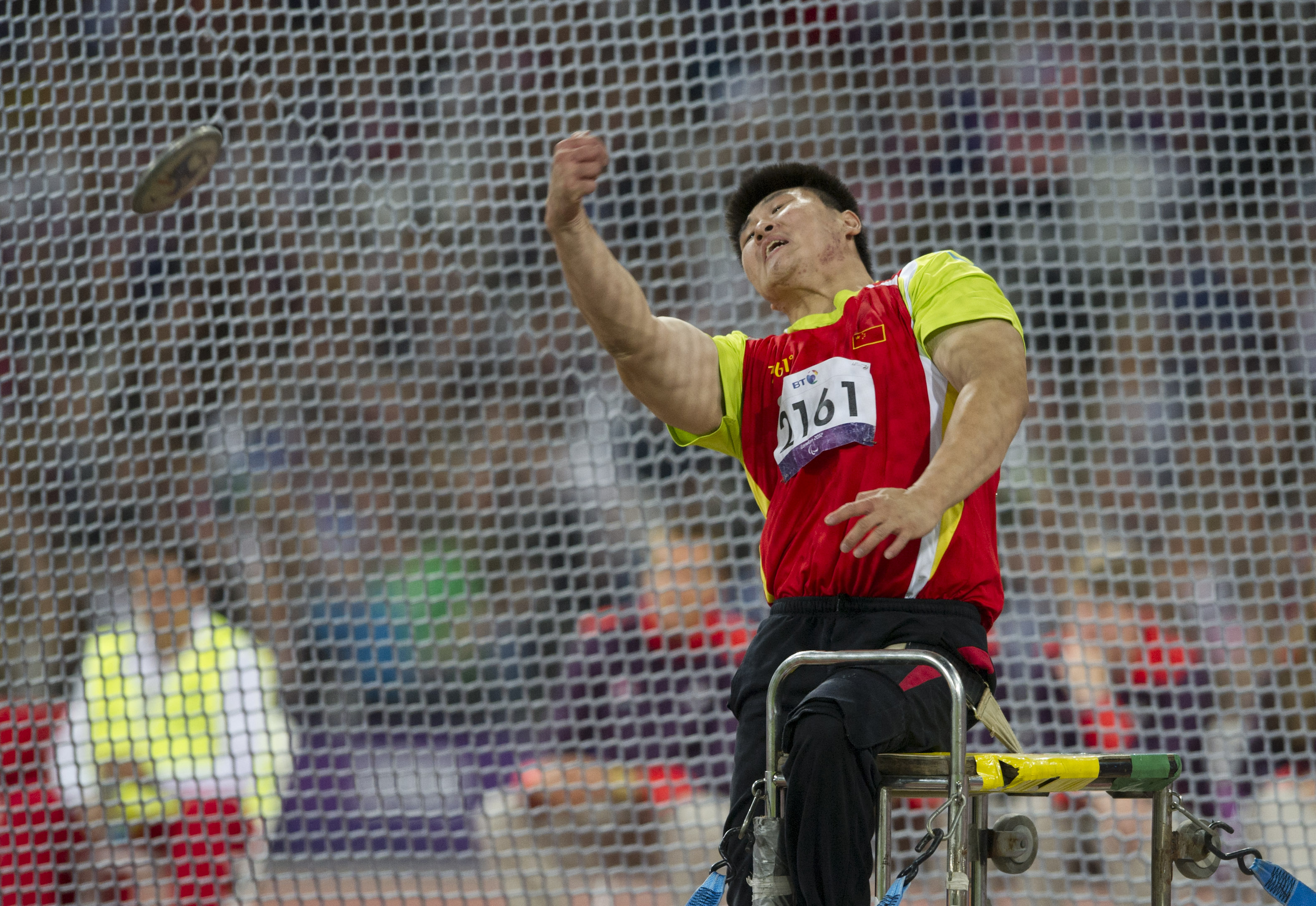 拉脱维亚选手披荆斩棘登上领奖台 拉脱维亚选手披荆斩棘登上领奖台