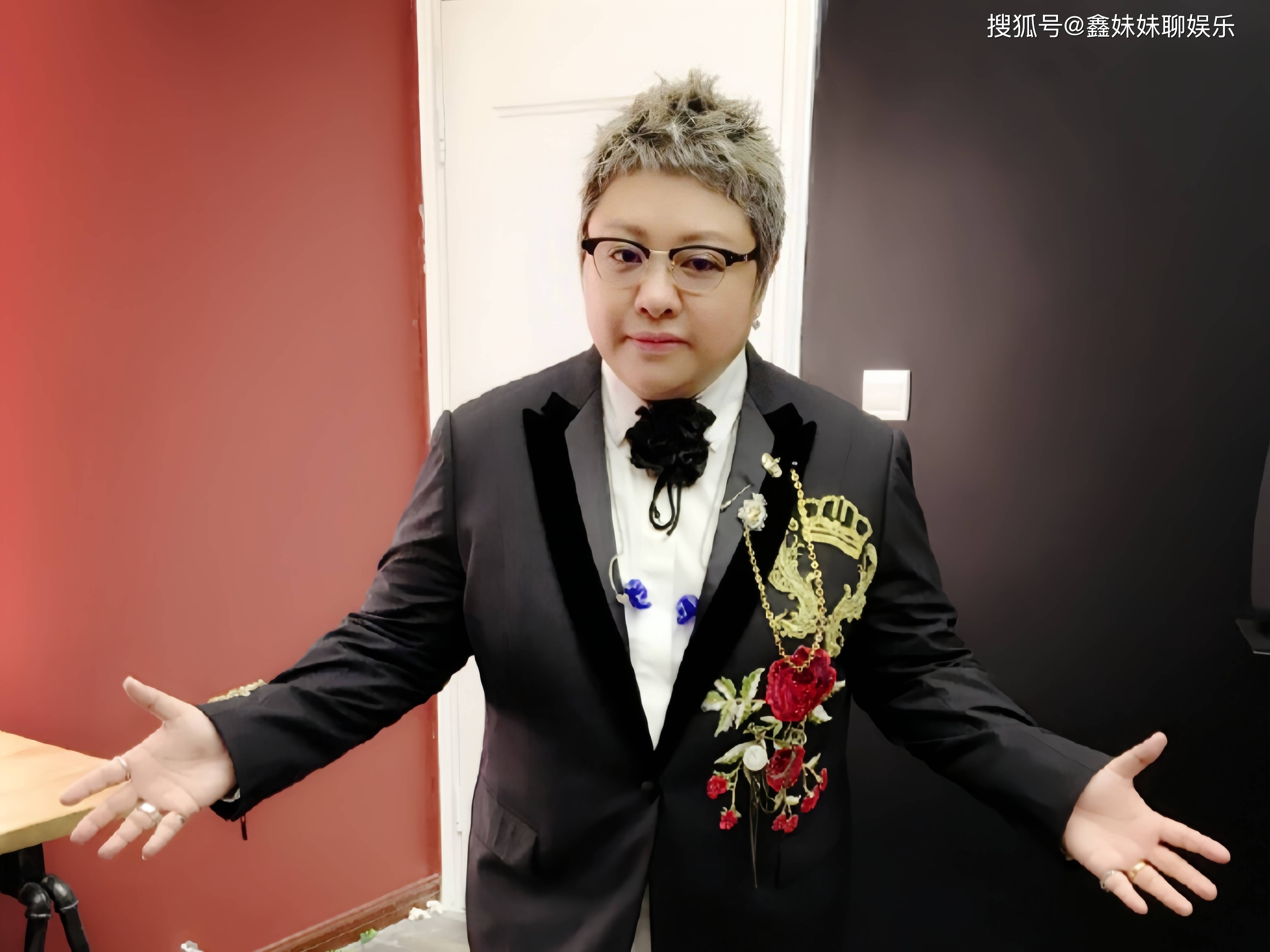 力大无穷!选手强势夺冠,成为焦点人物 力大无穷!选手强势夺冠,成为焦点人物