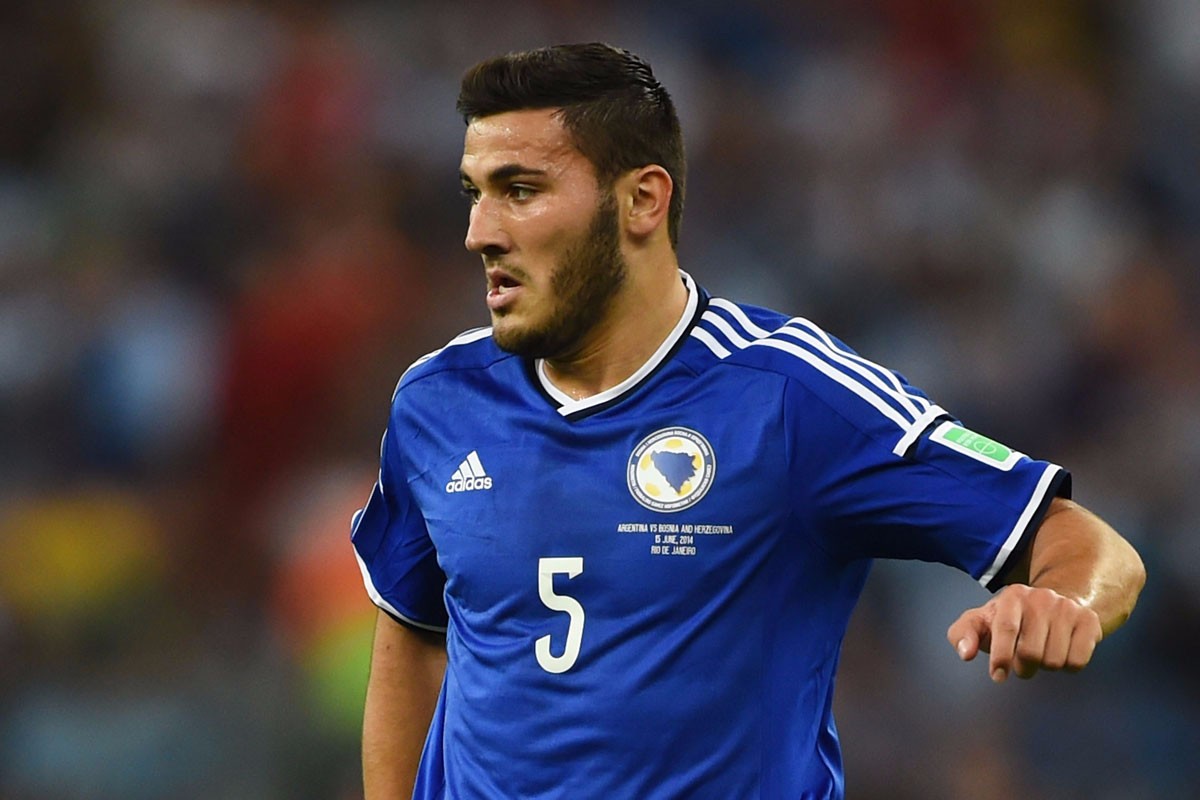 利物浦主帅赞扬沙尔克表现，称其实力不可小视