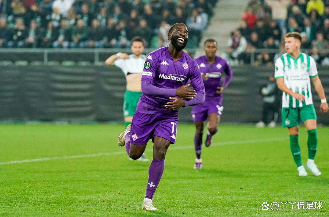 开云体育app-包含球员表现抢眼，联赛火热进行中的词条