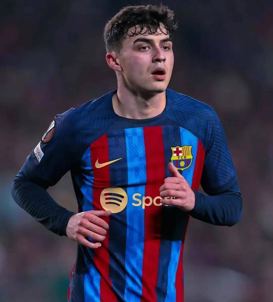 开云体育入口-列文敦疾风般奔袭，挑战欧冠资格路径