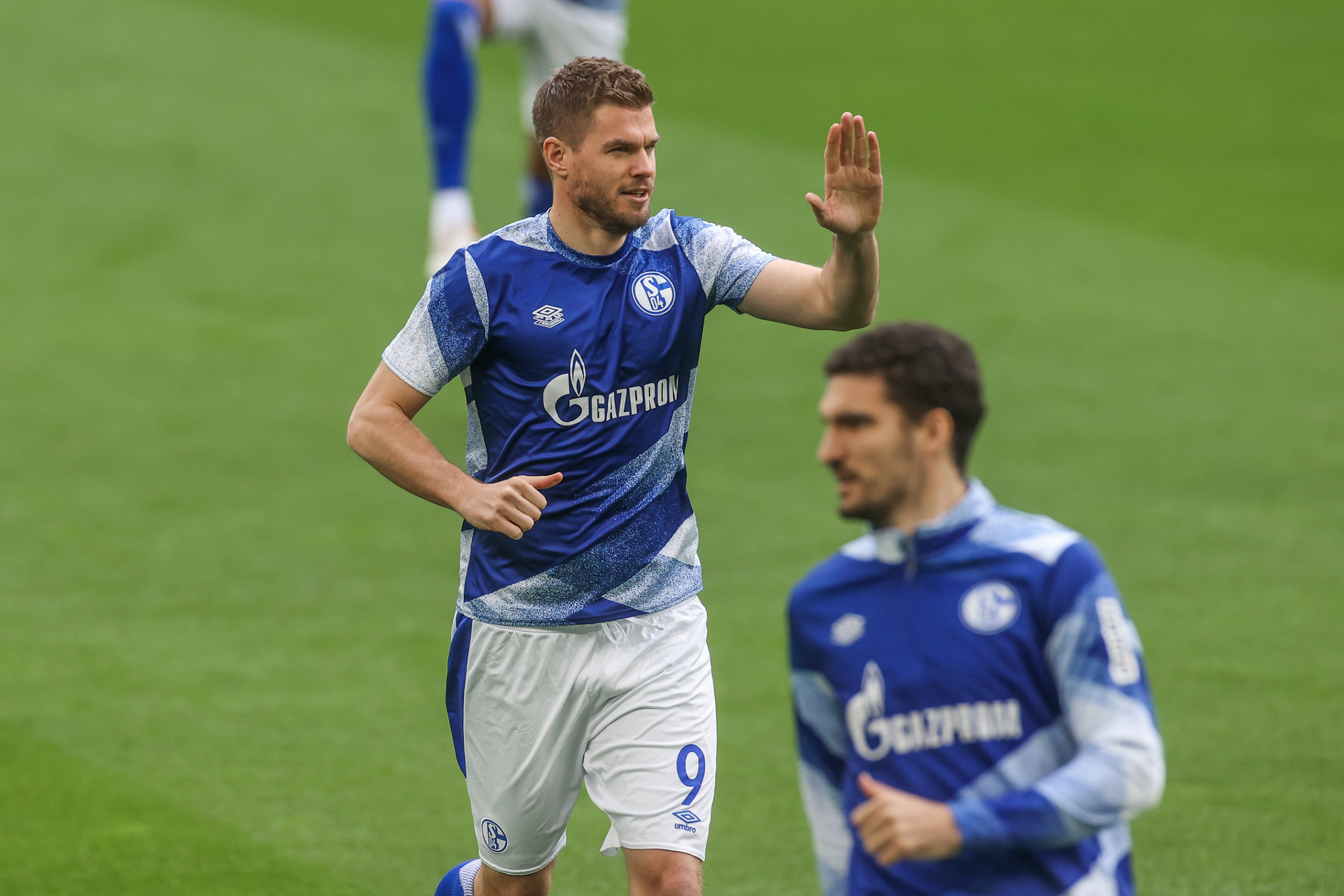 开云下载-沙尔克在主场战平云达不莱梅，不败纪录延续