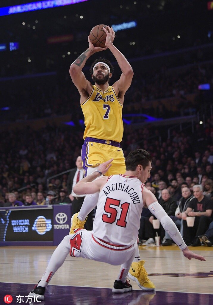 公牛大胜步行者,结束两连败 公牛大胜步行者,结束两连败