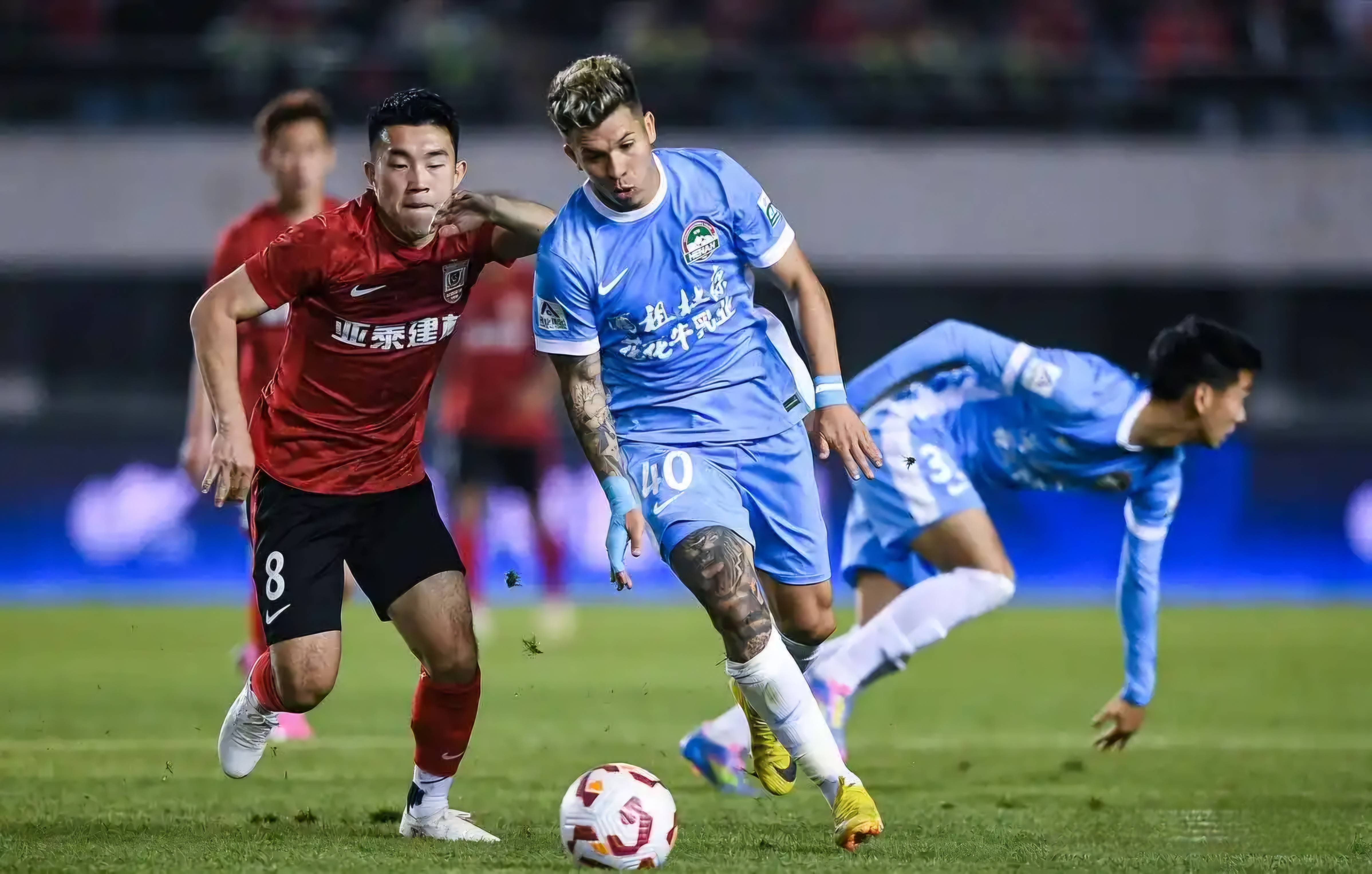 关于长春亚泰客场惨败，连续遭遇两连败的信息