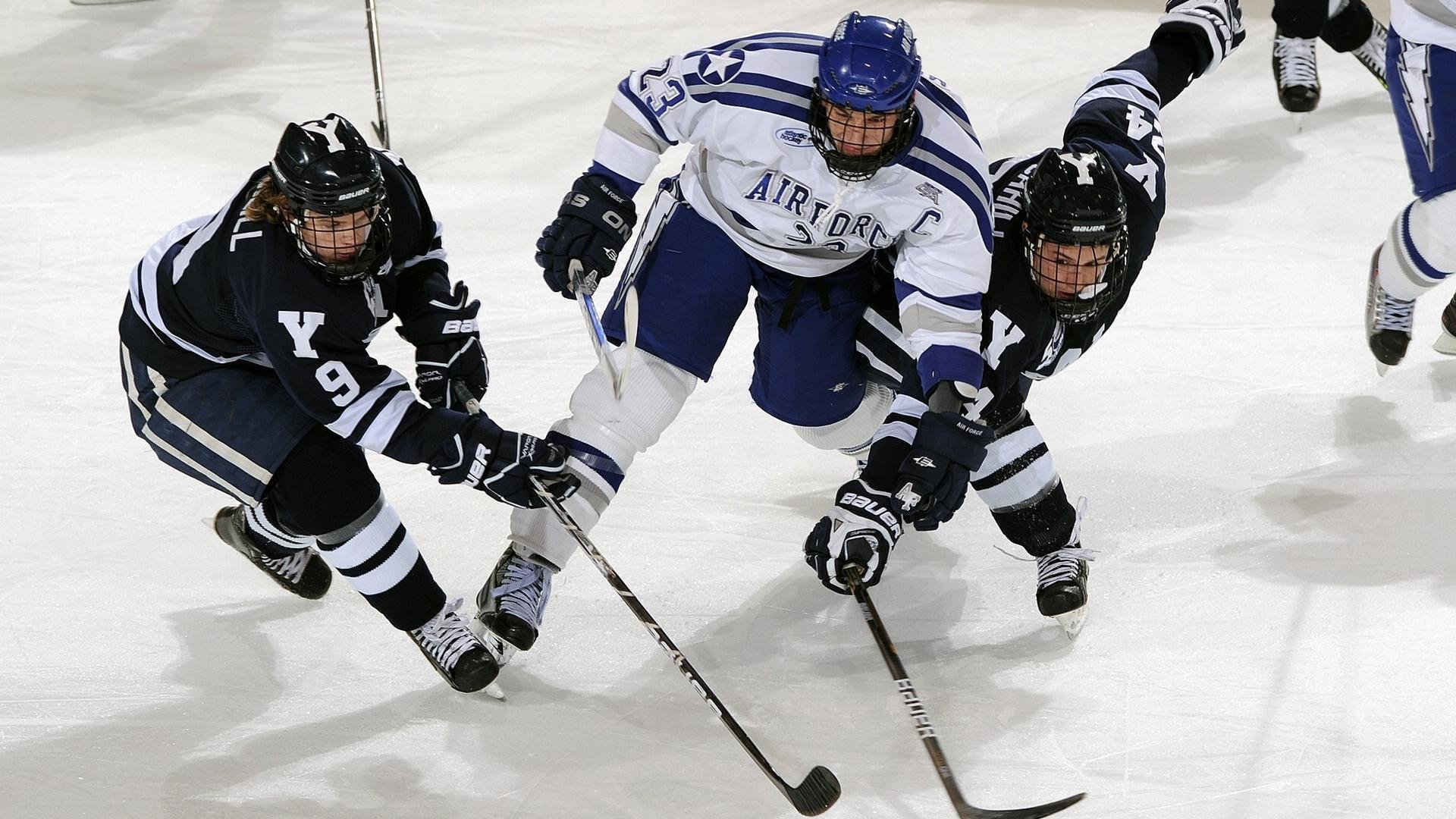当穆勒空降圣西罗，一场错位的意甲焦点战与他的降维打击