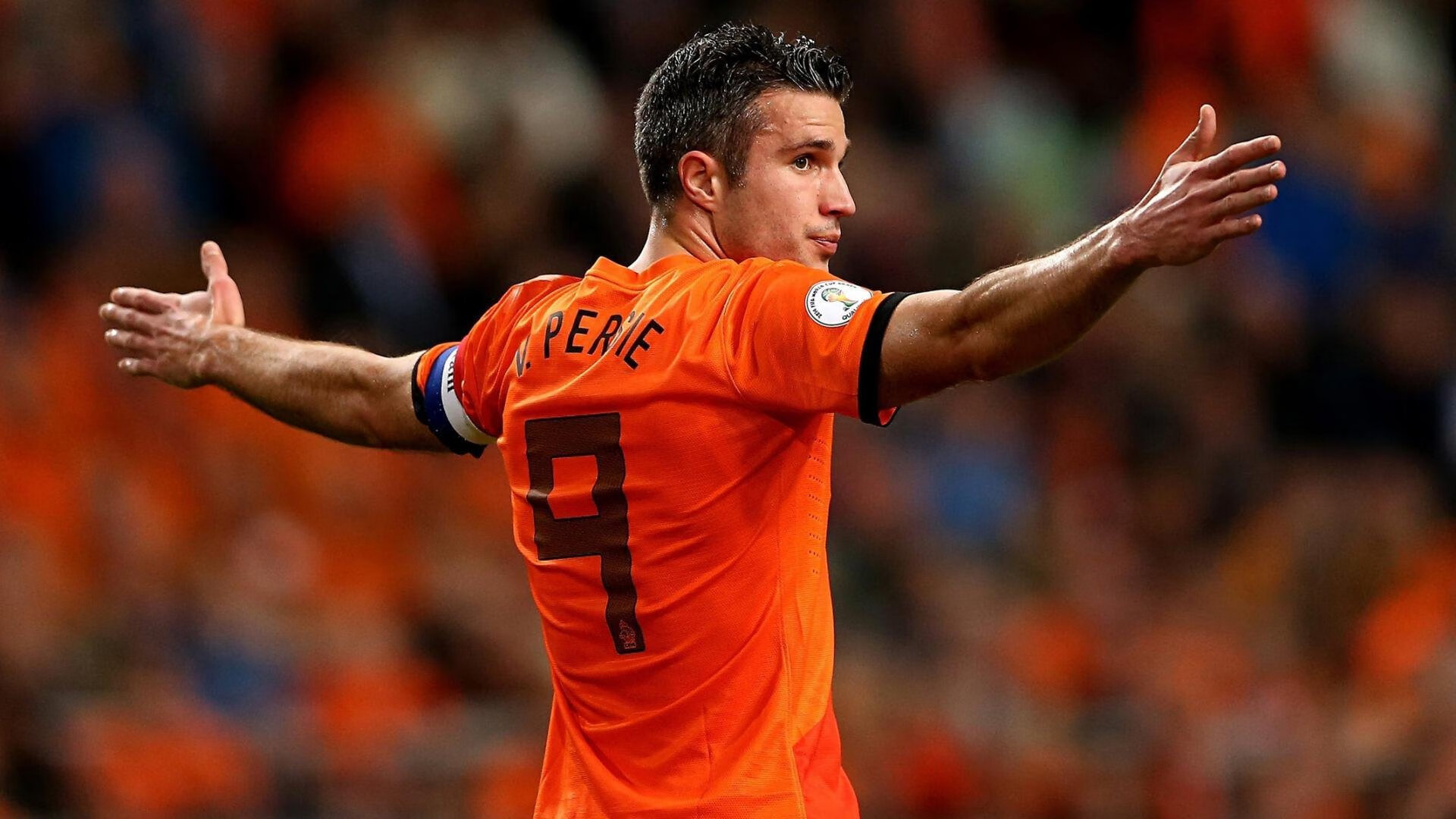 开云体育官网-拉什福德式英雄诞生—当厄瓜多尔战喀麦隆，一个名字点燃绿茵