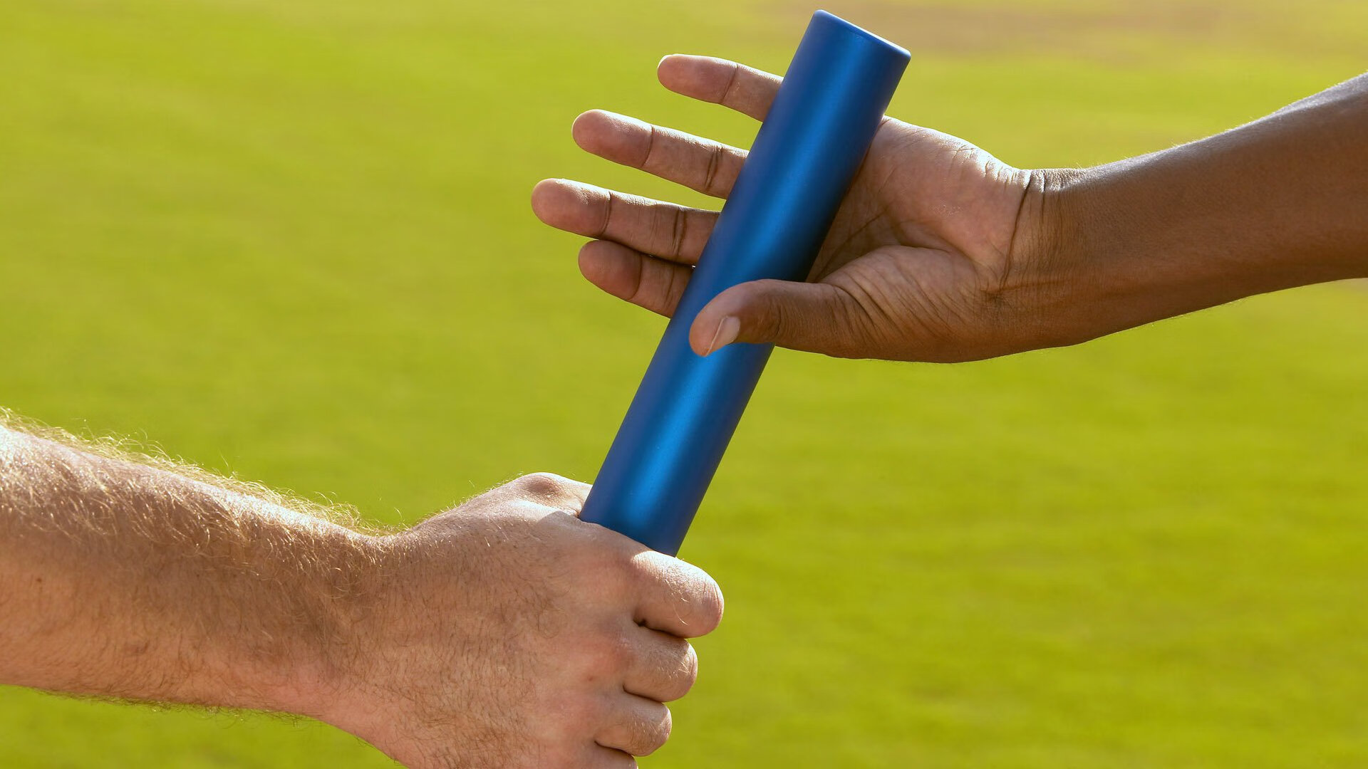 老鹰之翼掠过钱塘江，2026世界杯前哨战中的东方寓言