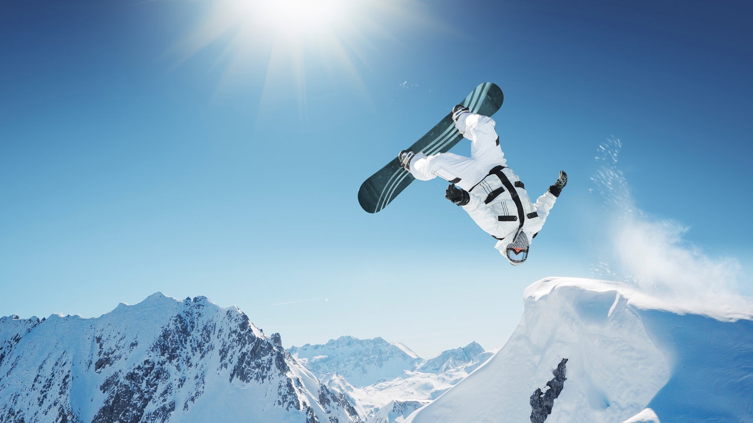 开云体育APP下载-一道绿色闪电，智利如何在极夜边缘，用最沉默的方式绝杀挪威