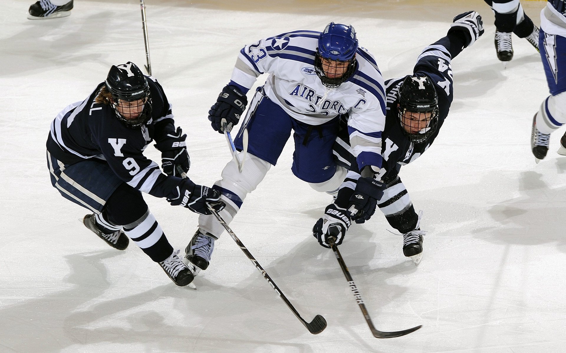 总决赛轻取法网冠军！西西帕斯在伦敦完成不可能的复仇